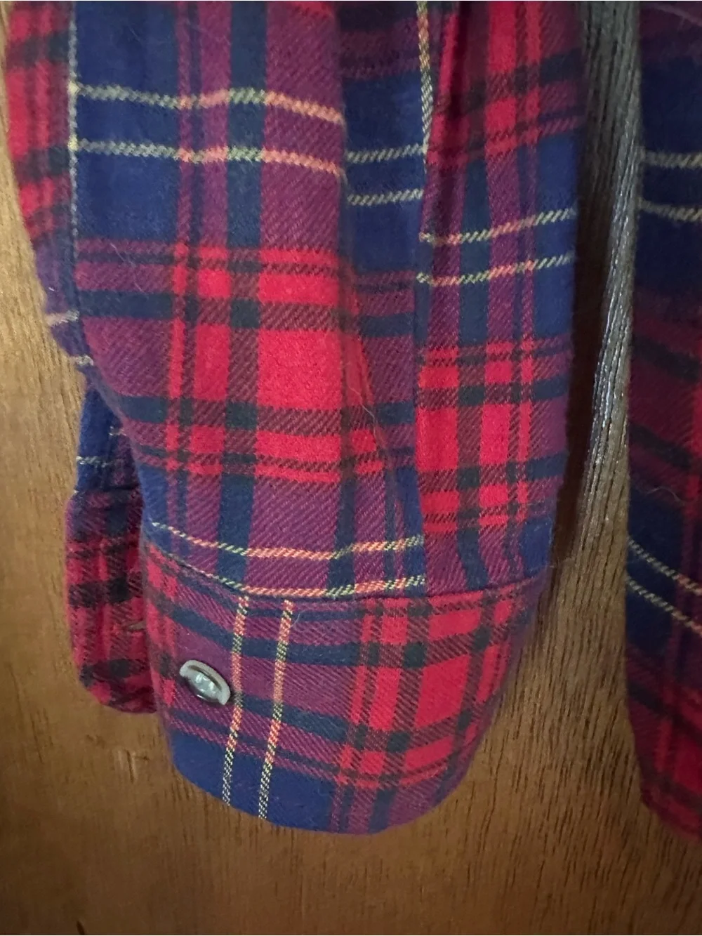 Men’s Flannel Shirt SZ S 14-14 1/2 Red & Navy Plaid Cotton Button-Down Shirt